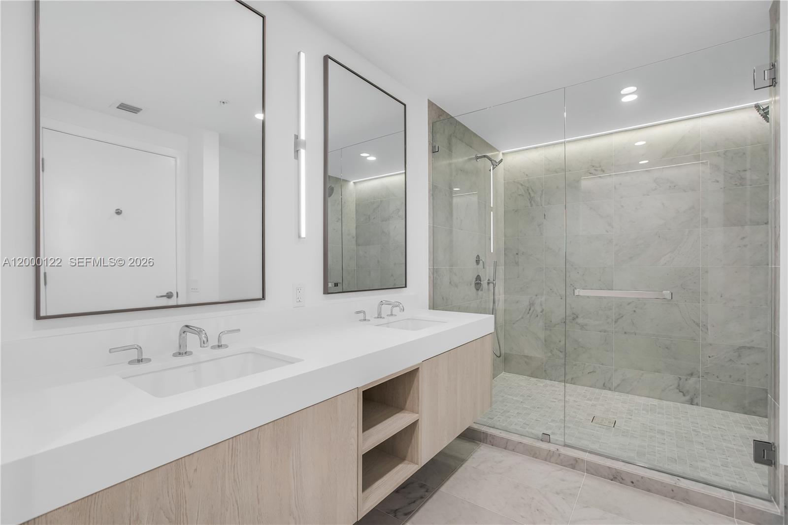 LA BAIA BAY HARBOR ISLAND - Residential