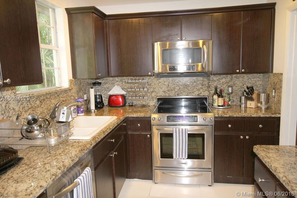 DOUGLAS CIRCLE - Residential