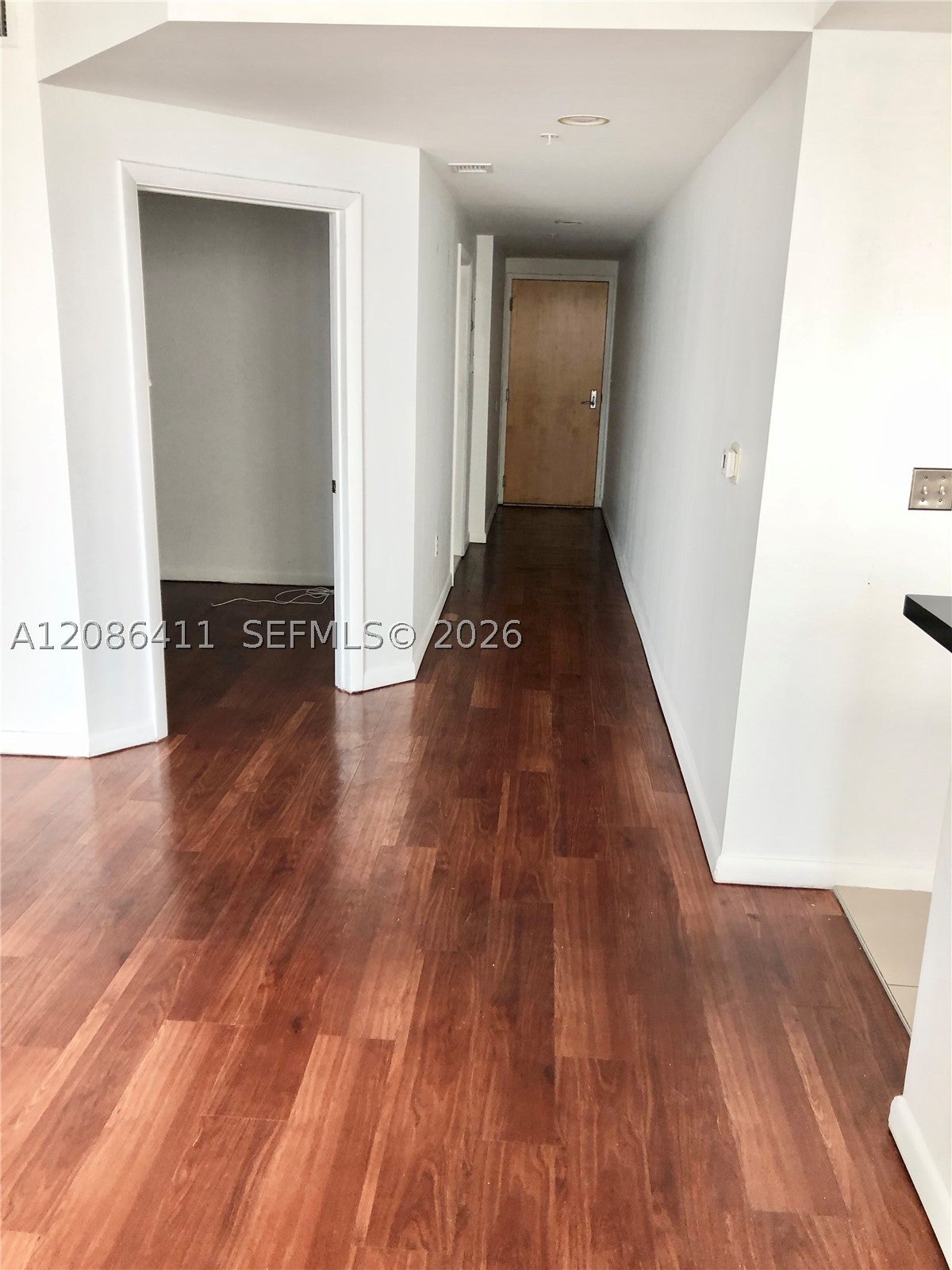 253 NE 2nd St 2702