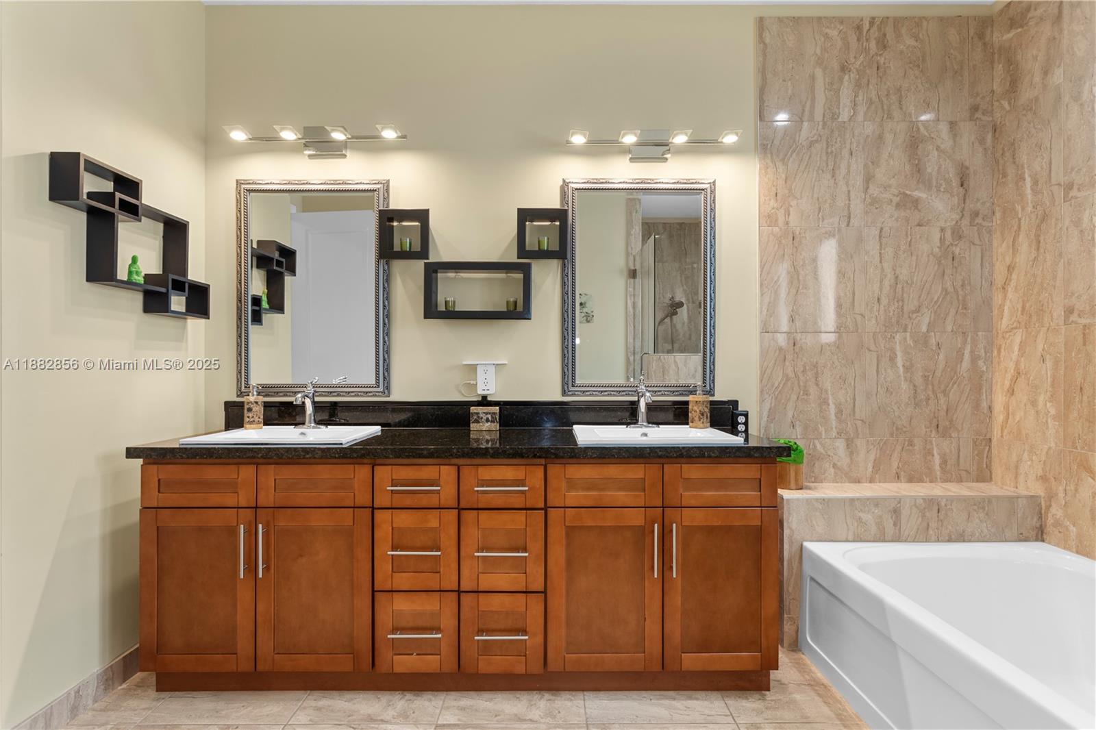 COCO BAY ESTATES - Residential