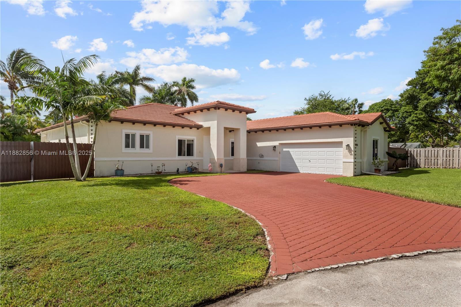 COCO BAY ESTATES - Residential