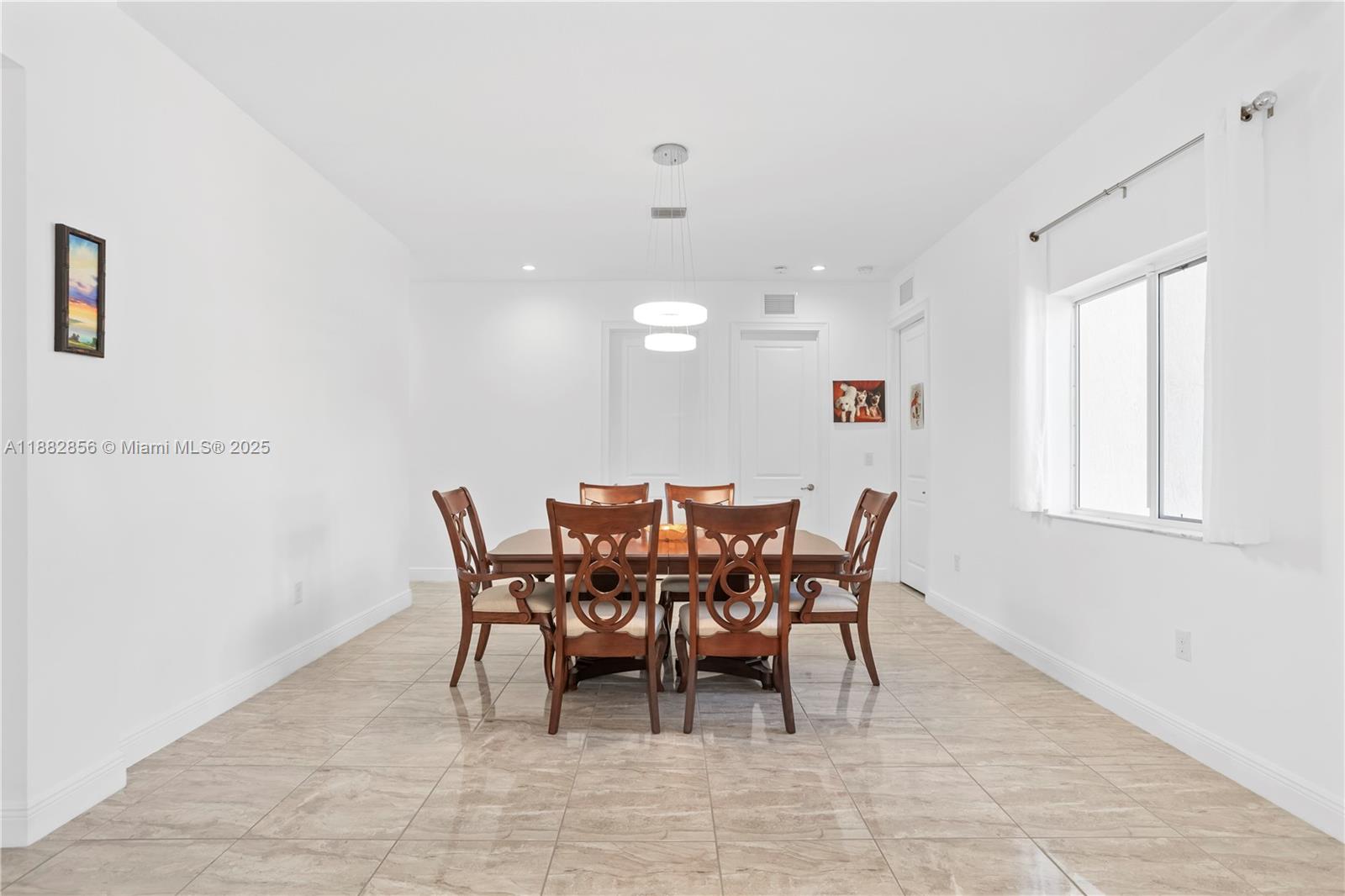 COCO BAY ESTATES - Residential