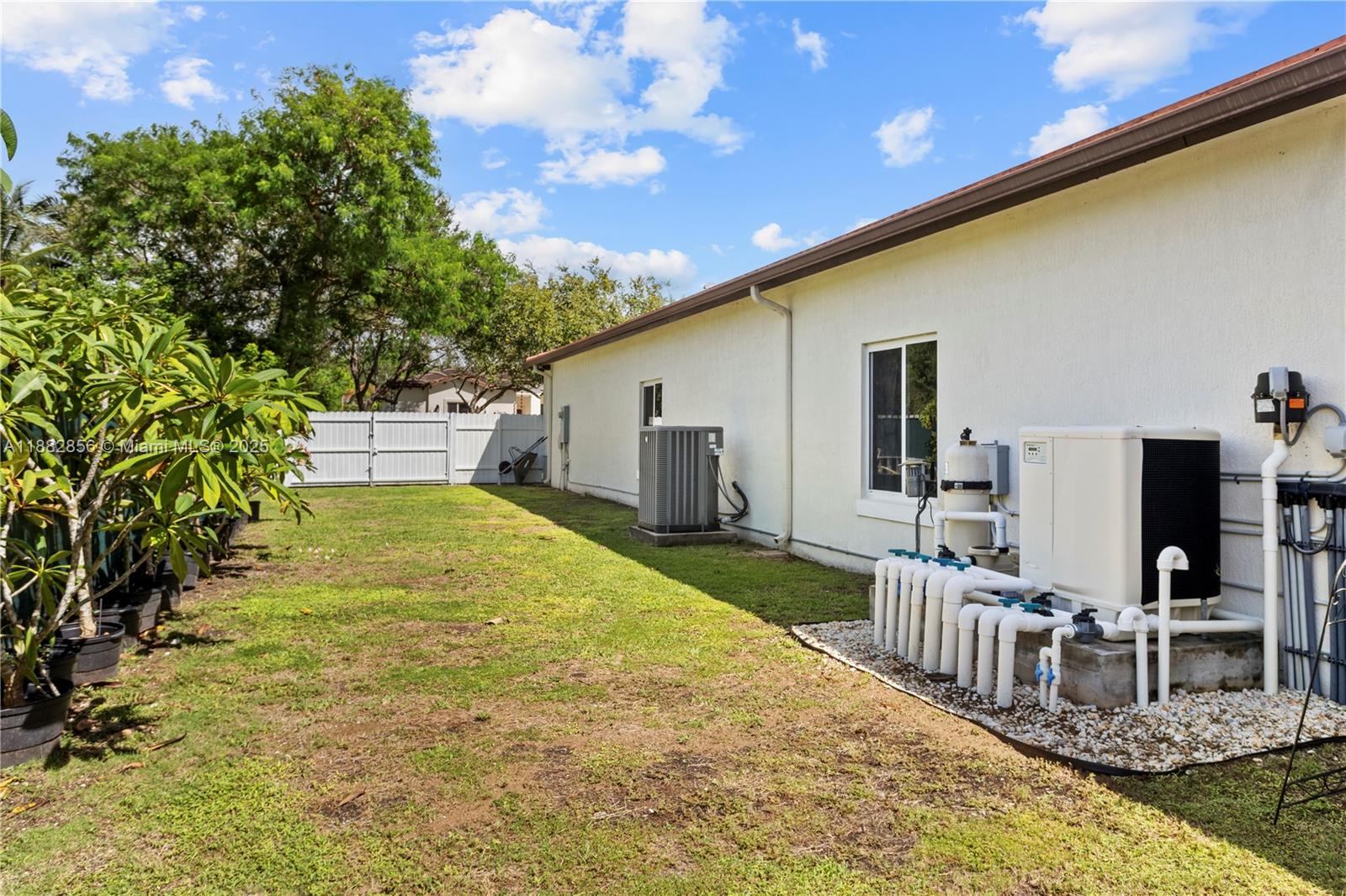 COCO BAY ESTATES - Residential