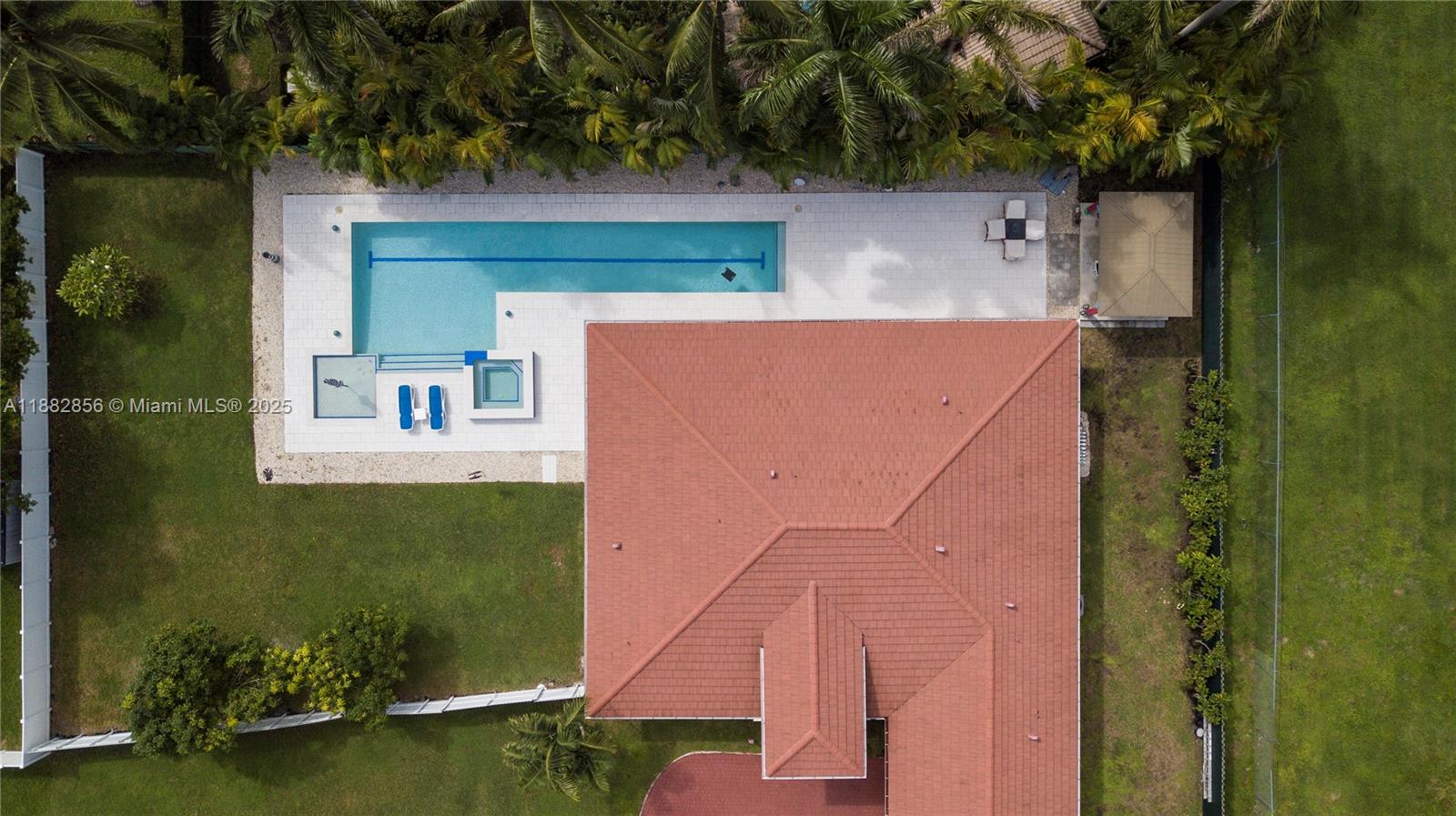 COCO BAY ESTATES - Residential