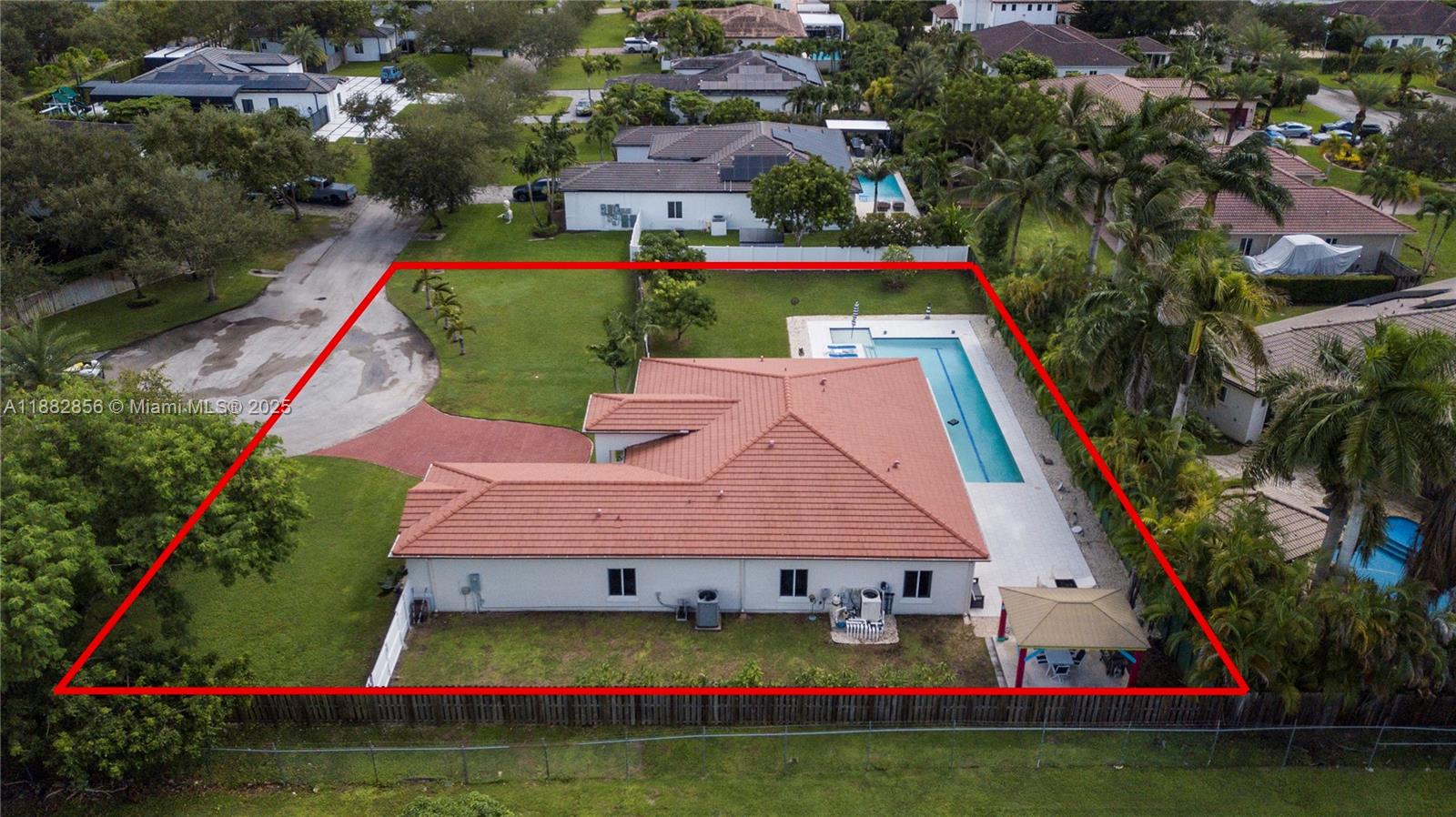 COCO BAY ESTATES - Residential