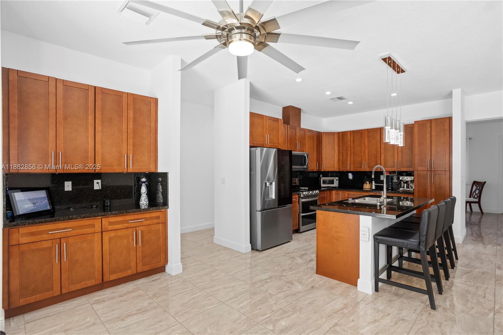 COCO BAY ESTATES - Residential