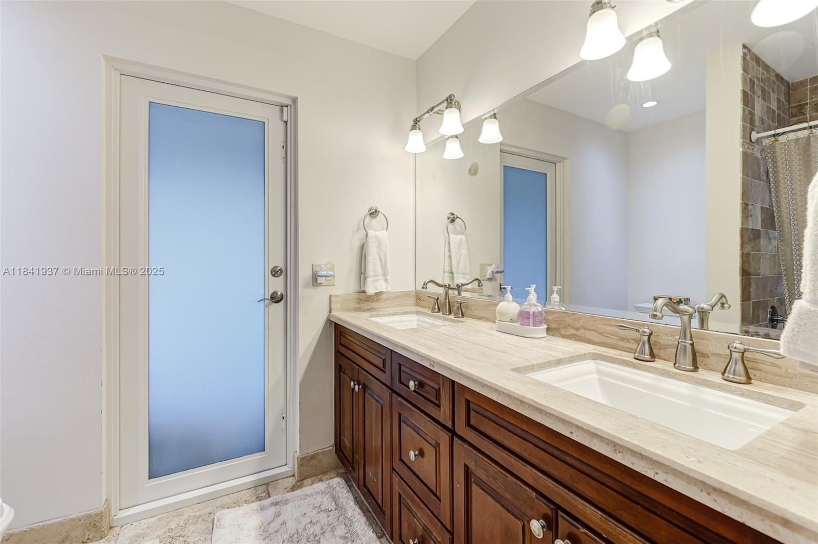 Farmers Acres - Residential