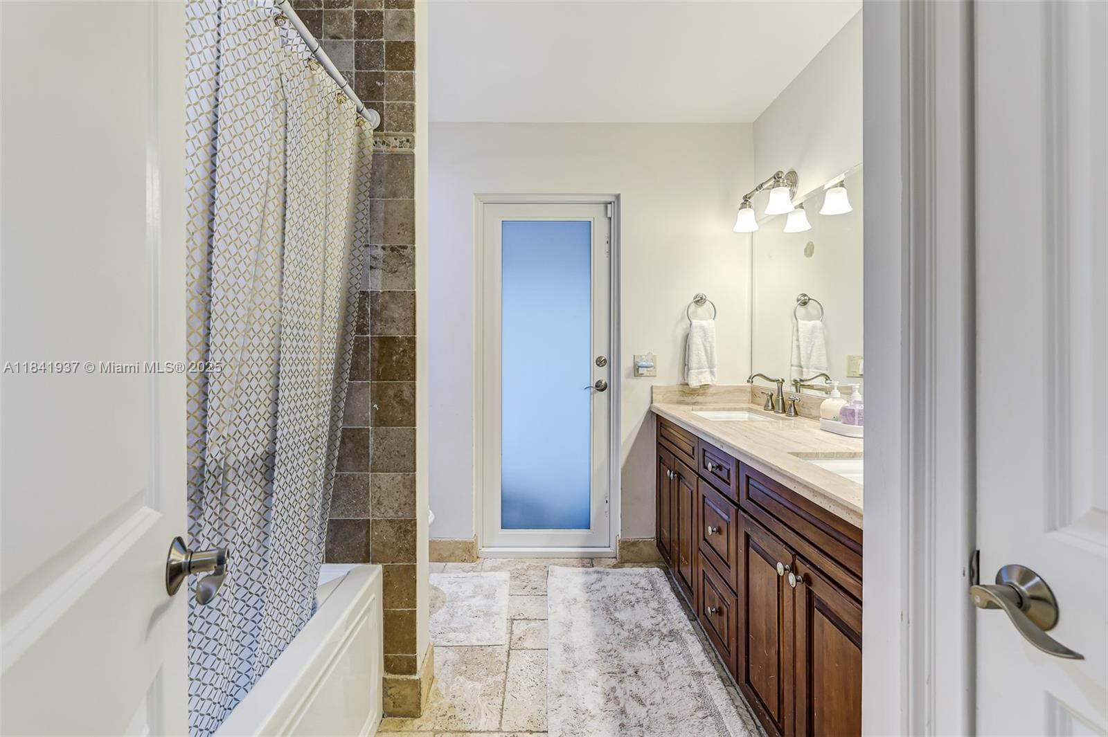 Farmers Acres - Residential