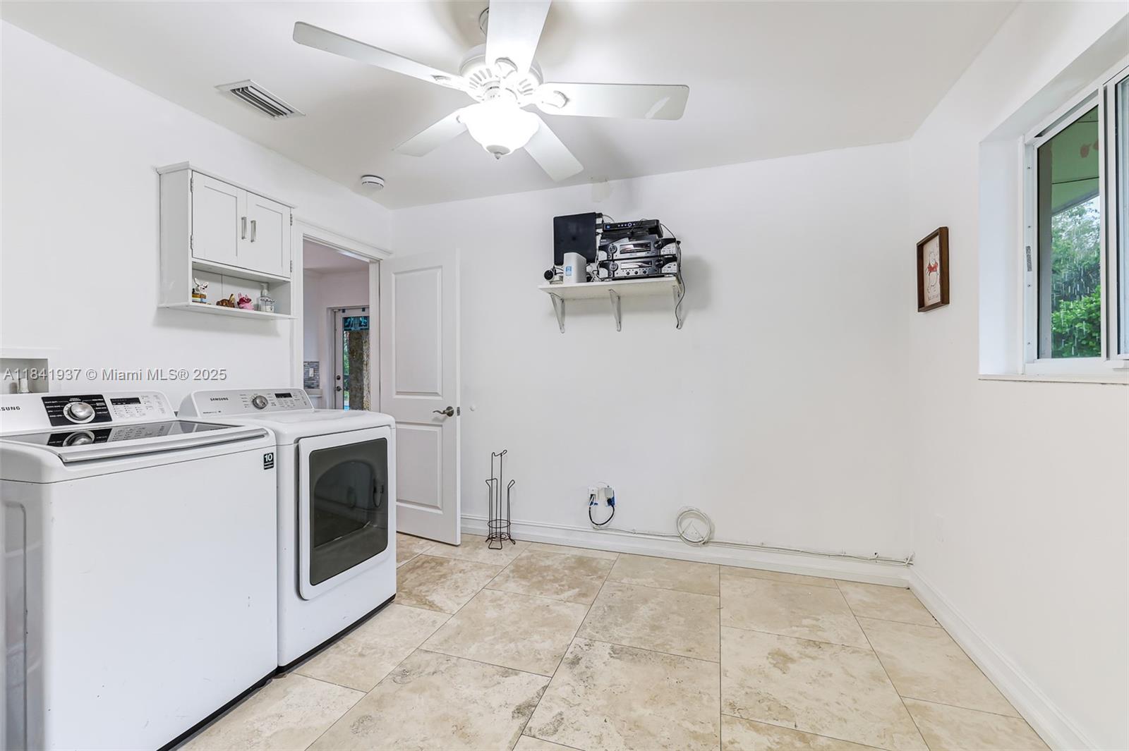 Farmers Acres - Residential