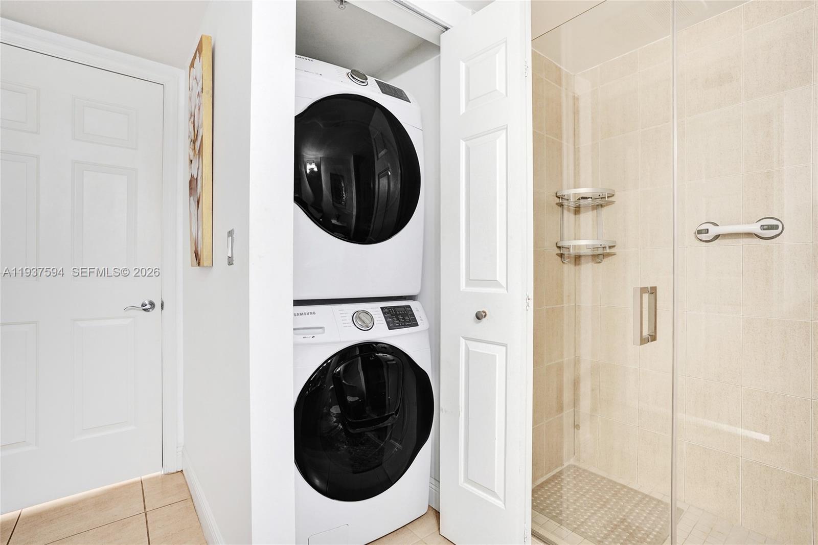 610 CLEMATIS CONDO - Residential