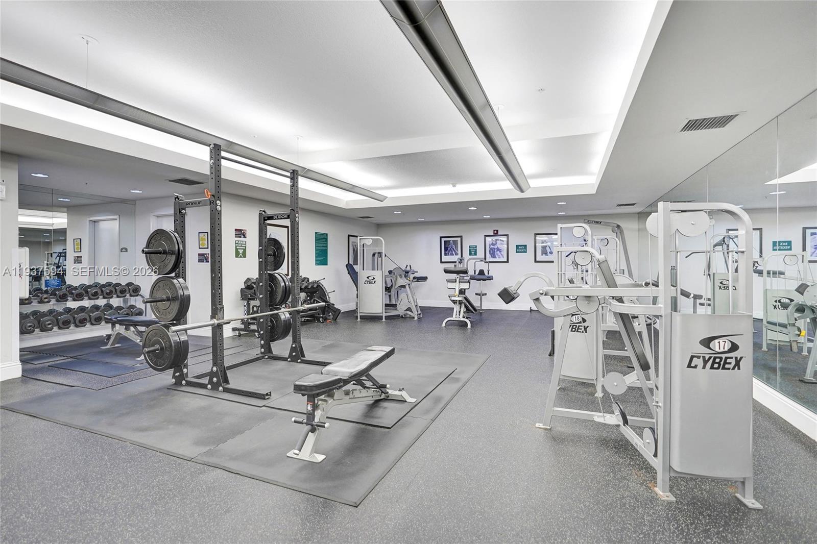 610 CLEMATIS CONDO - Residential