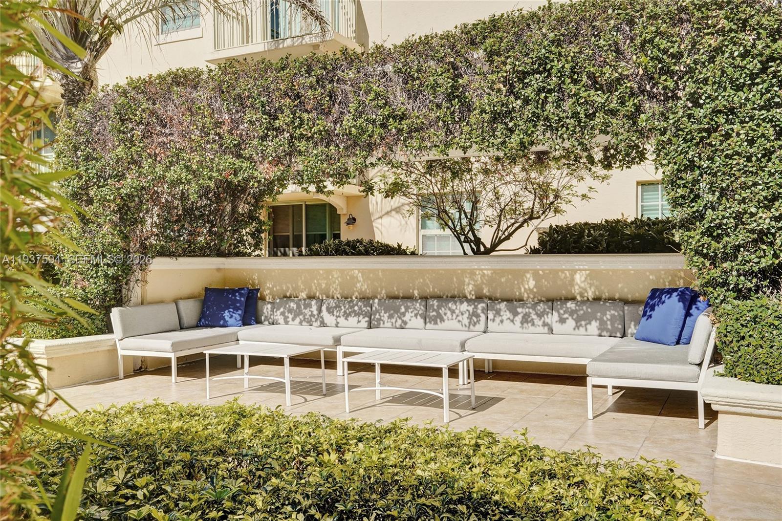 610 CLEMATIS CONDO - Residential