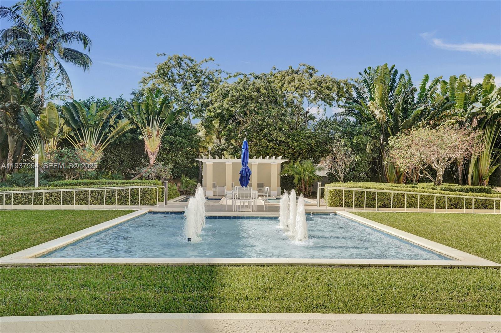 610 CLEMATIS CONDO - Residential