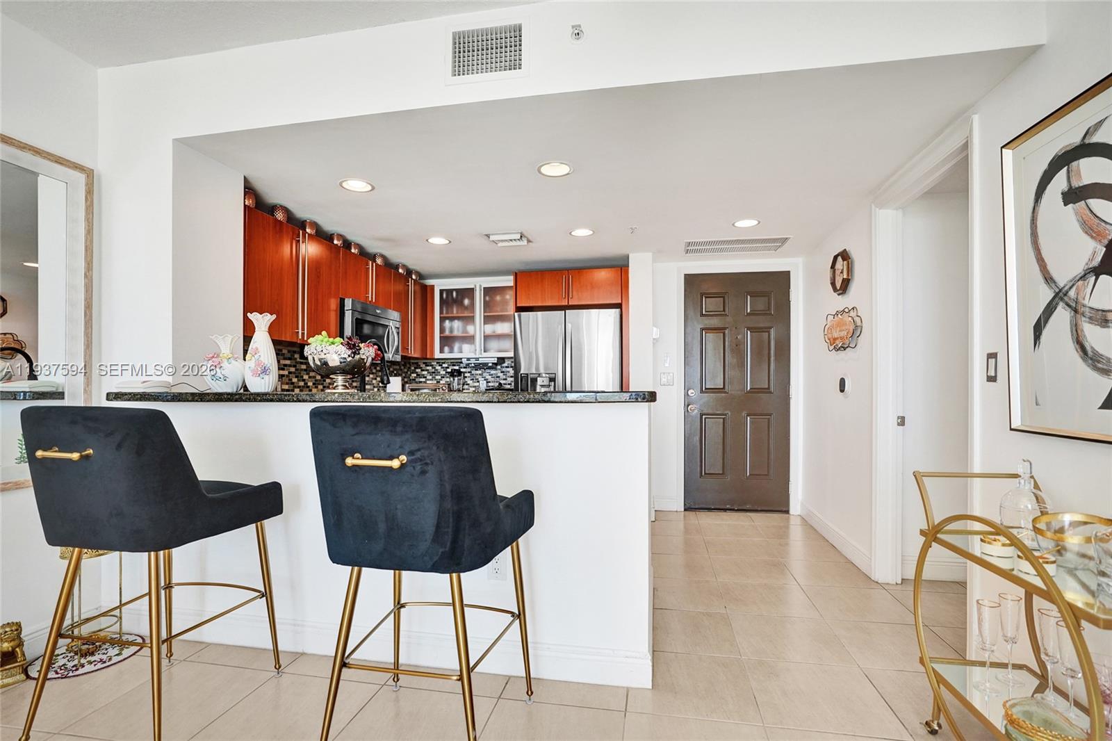 610 CLEMATIS CONDO - Residential