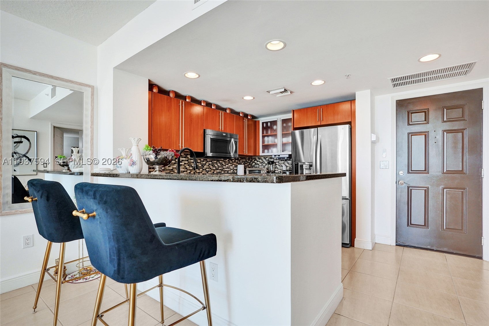 610 Clematis St 630