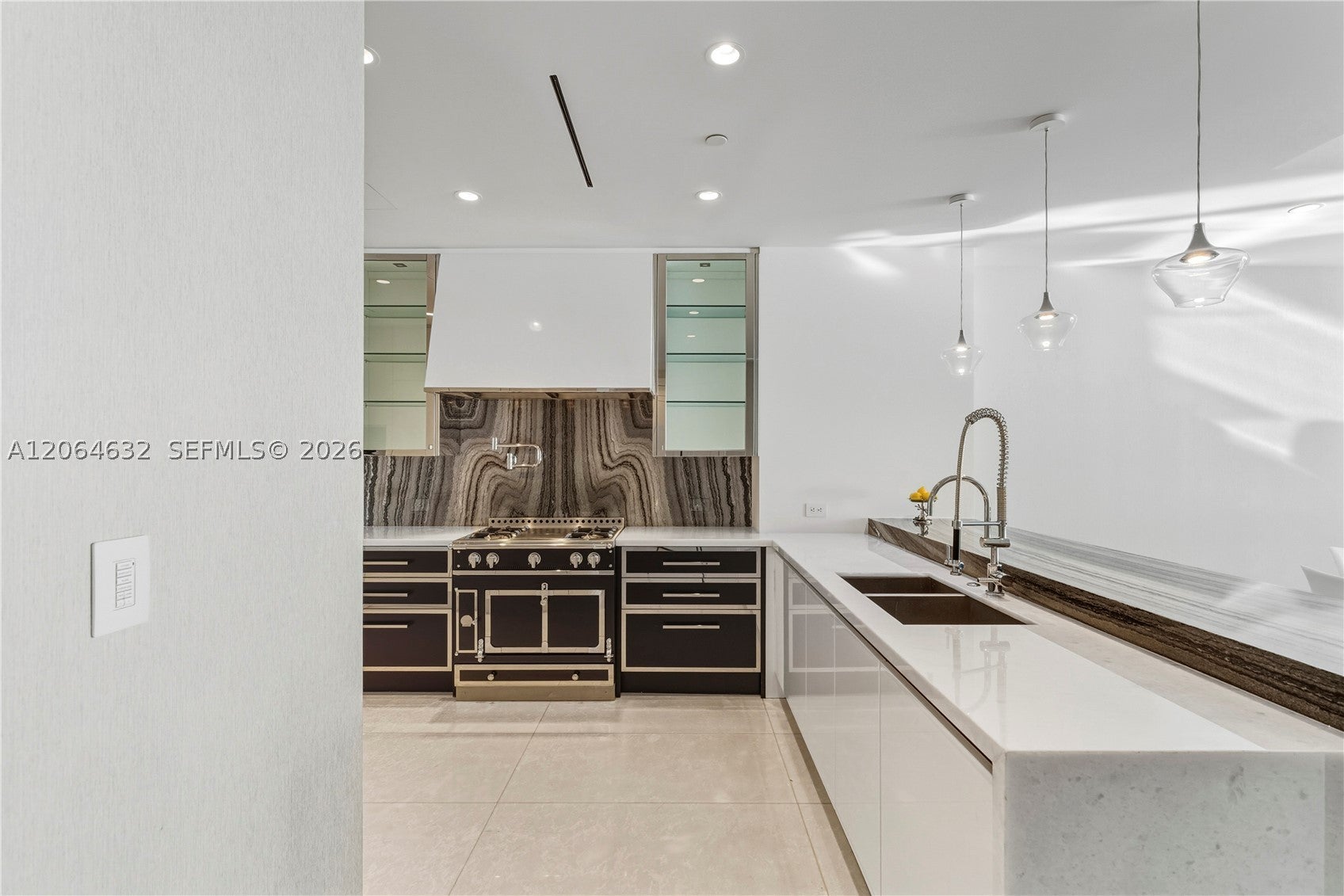 17901 Collins Ave 1803
