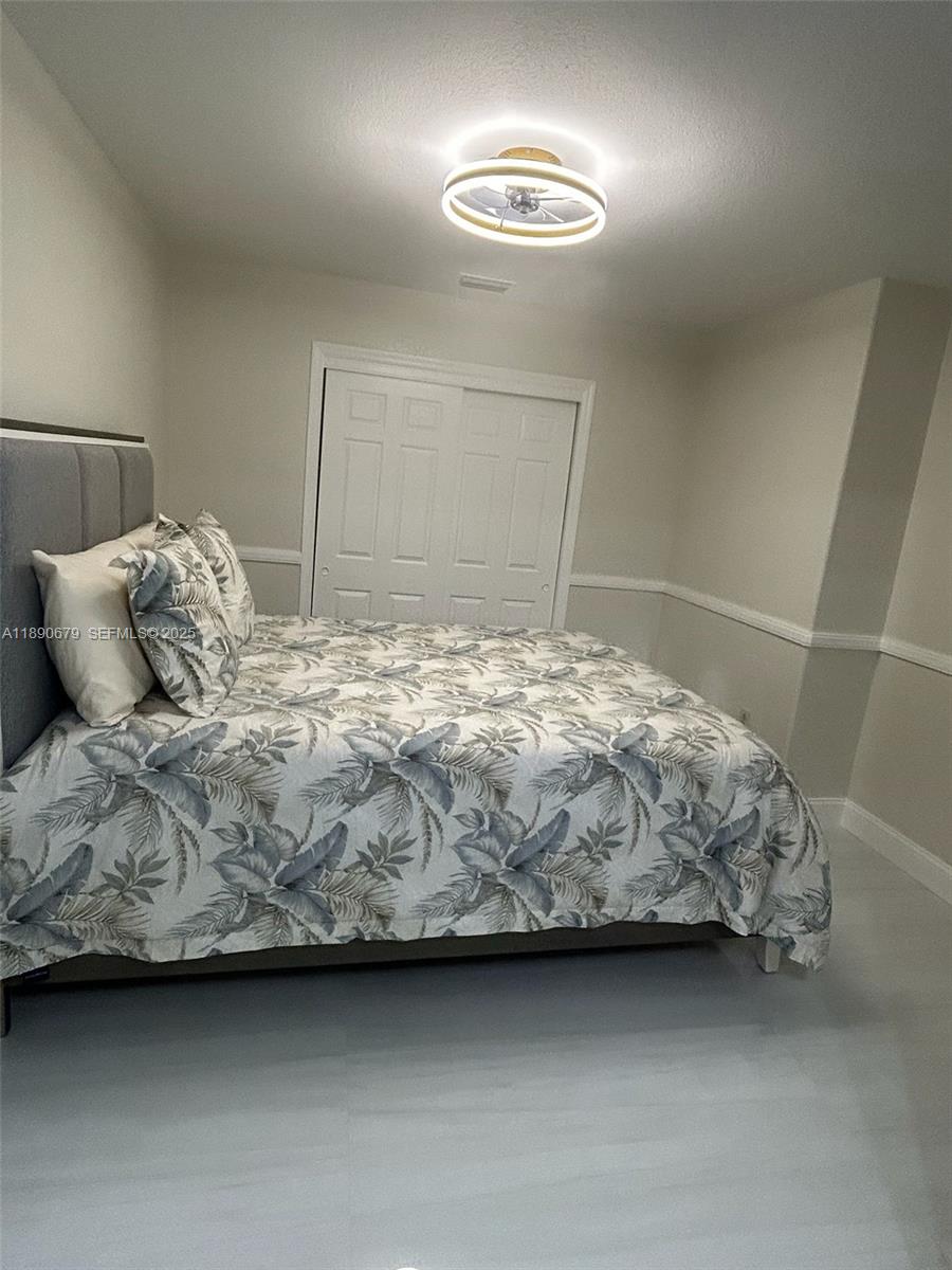 PORT CHARLOTTE - Residential