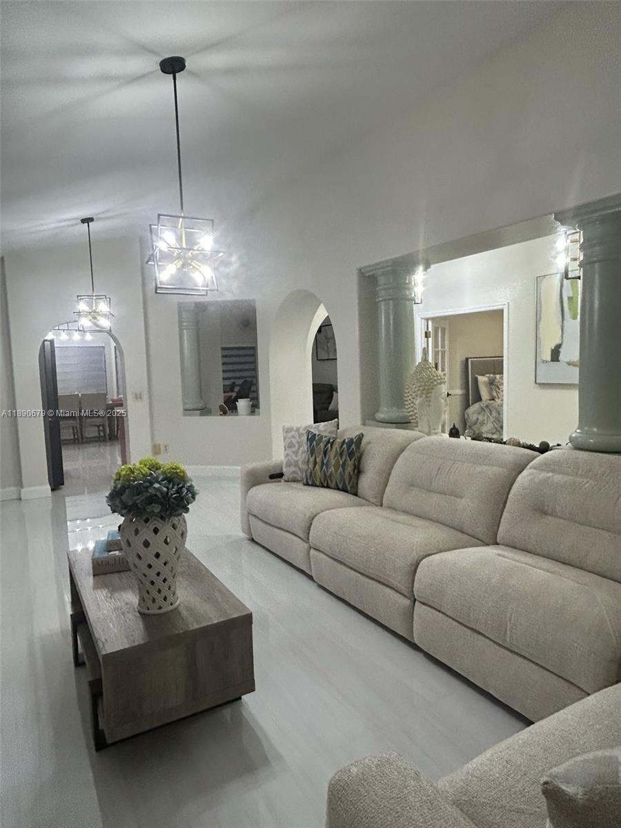 PORT CHARLOTTE - Residential