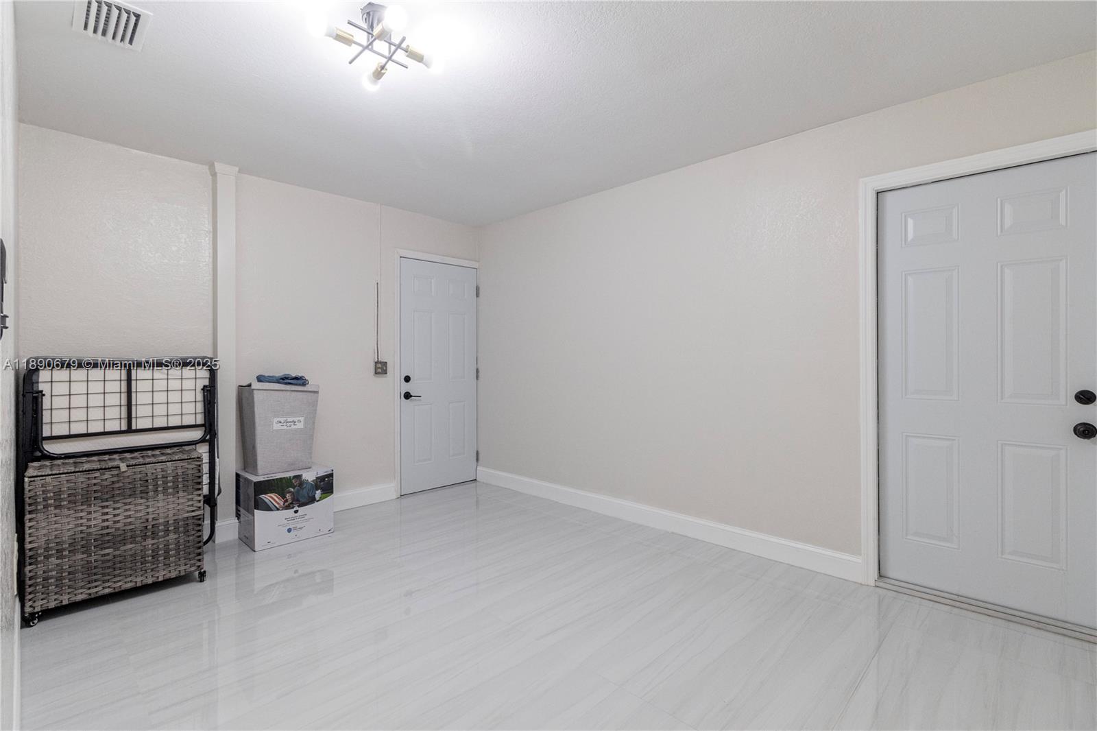 PORT CHARLOTTE - Residential