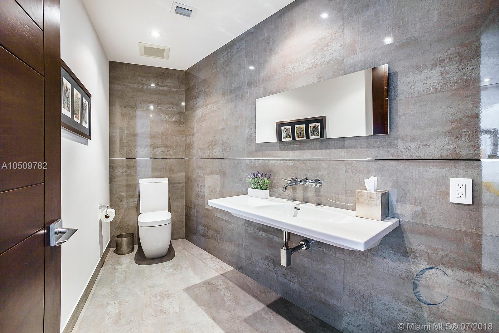 DI LIDO ISLAND - Residential