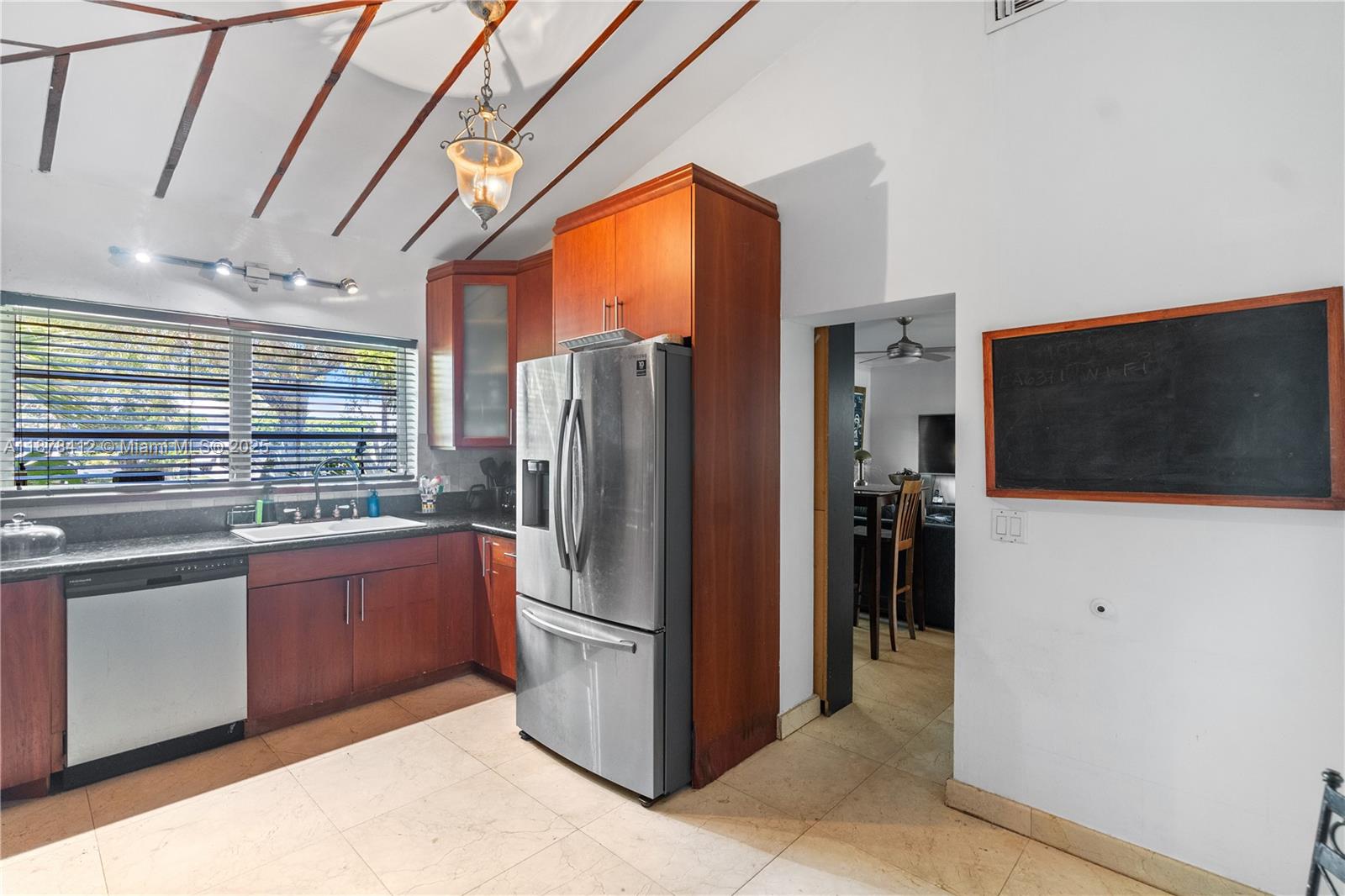 BISCAYNE POINT - Residential