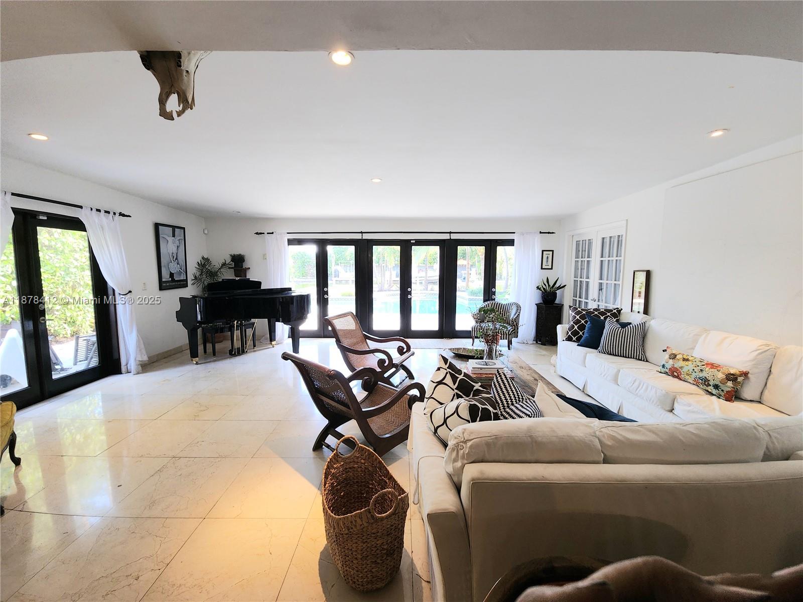 BISCAYNE POINT - Residential