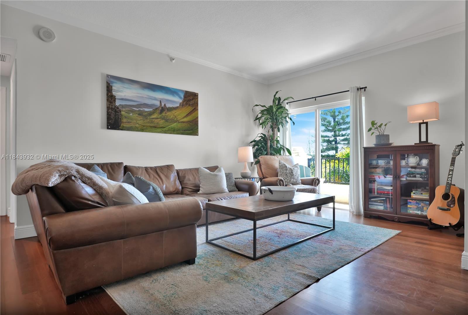 20 Calabria Ave 302