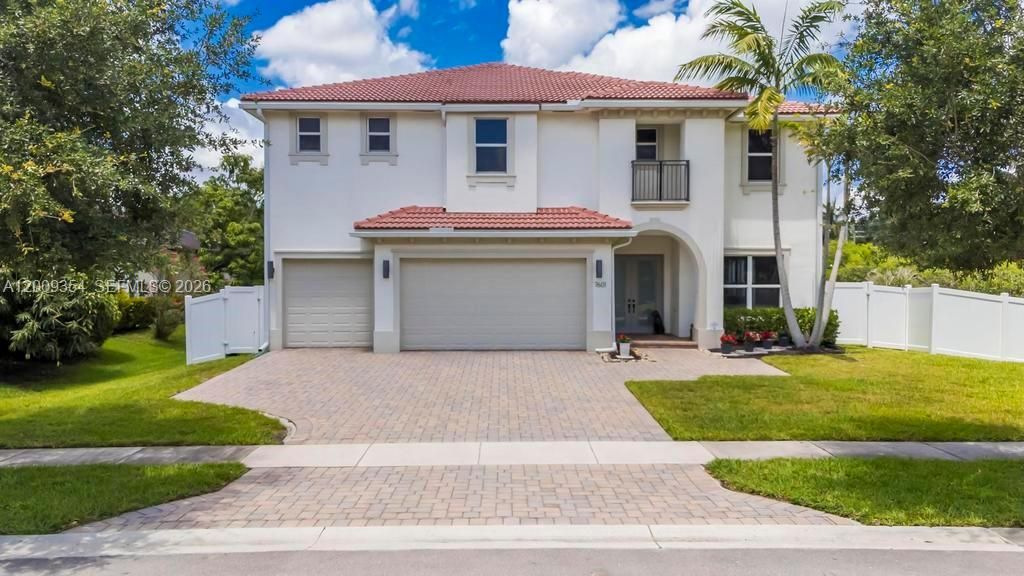 Photo of 7601 Cavalia Dr, Davie, FL 33328 (MLS # A12009354)