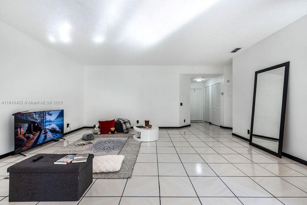 PLUM AT BOCA POINTE CONDO - Residential Lease