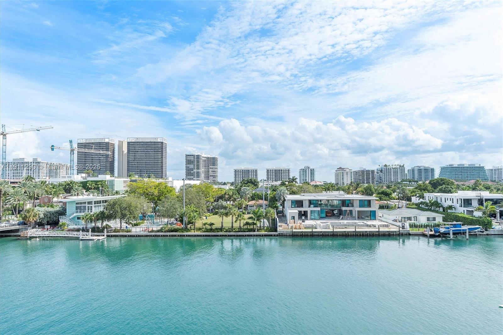 9521 E Bay Harbor Dr 604