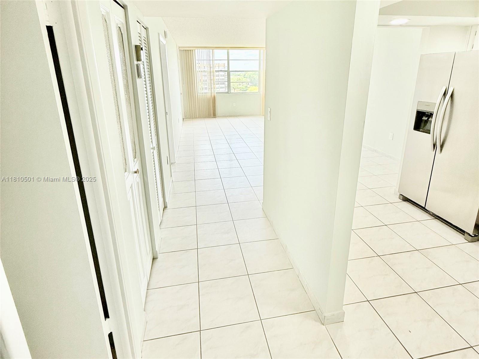 1300 Saint Charles Pl 706