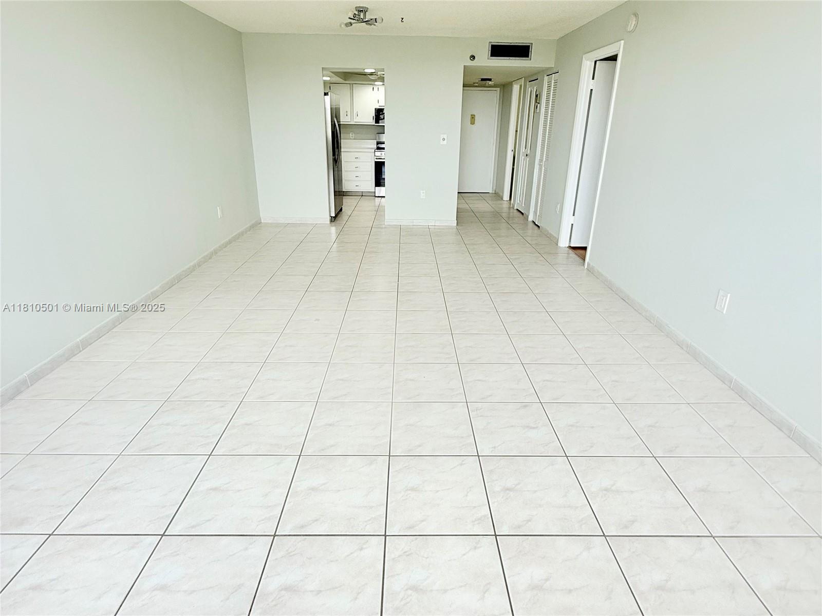 1300 Saint Charles Pl 706