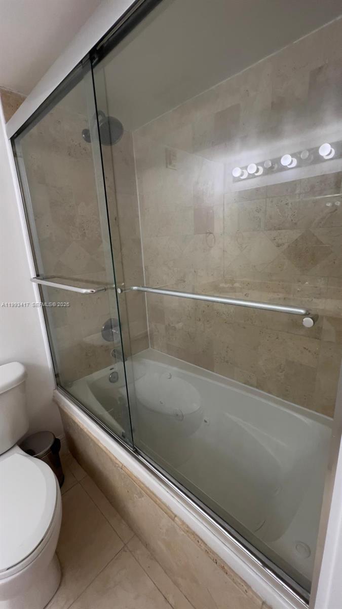 THE CLUB AT BRICKELL BAY - Residential Lease