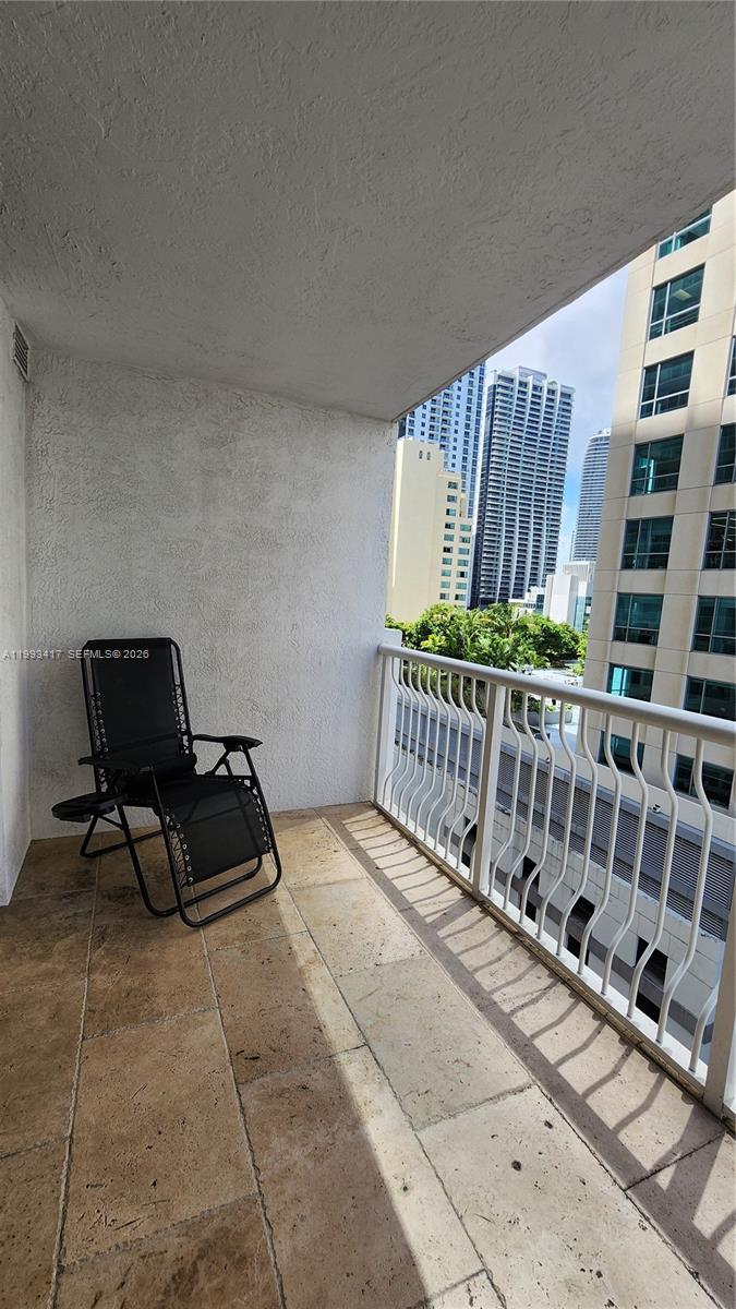 THE CLUB AT BRICKELL BAY - Residential Lease
