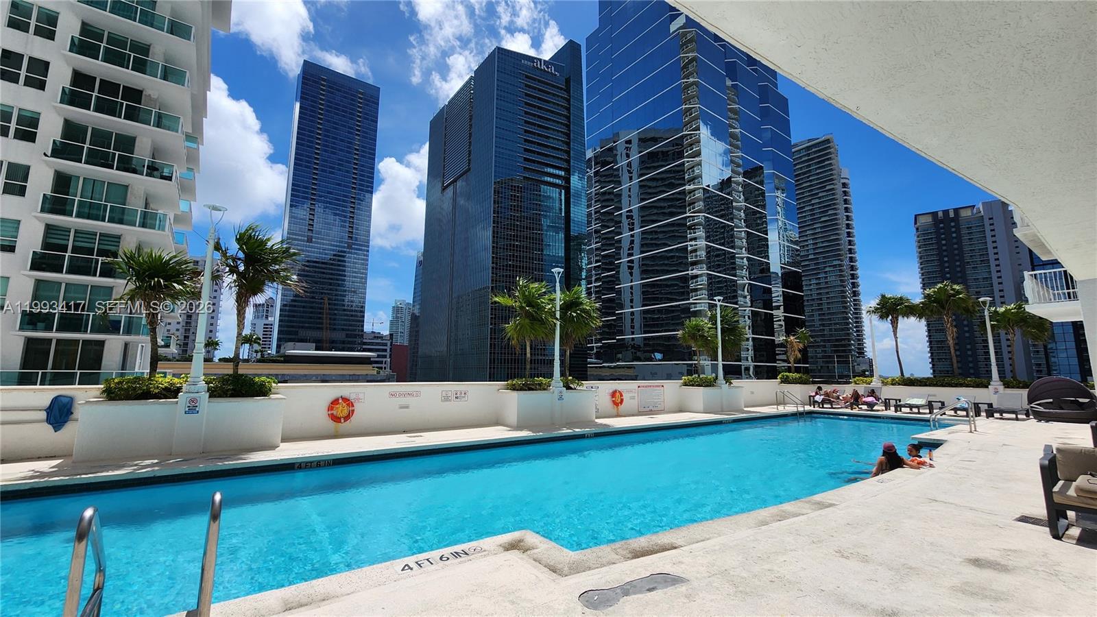 THE CLUB AT BRICKELL BAY - Residential Lease