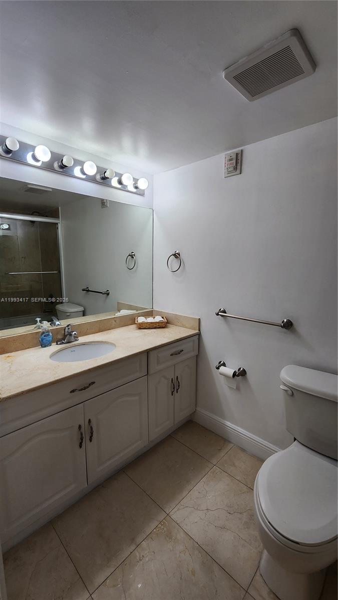 THE CLUB AT BRICKELL BAY - Residential Lease