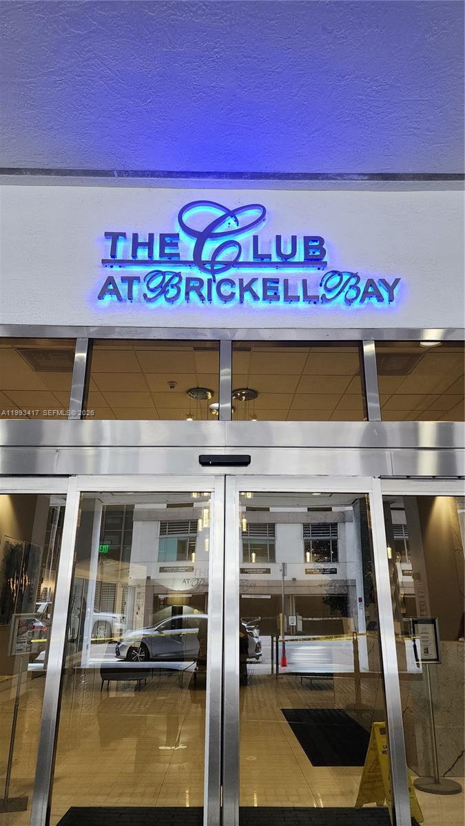 THE CLUB AT BRICKELL BAY - Residential Lease