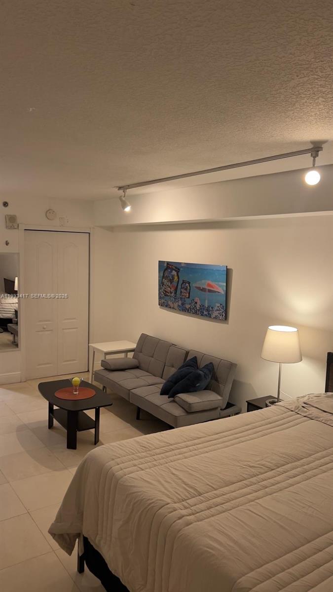 THE CLUB AT BRICKELL BAY - Residential Lease