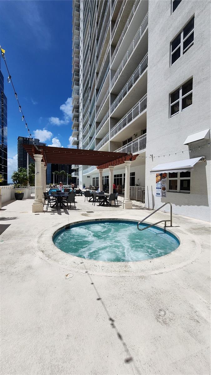 THE CLUB AT BRICKELL BAY - Residential Lease