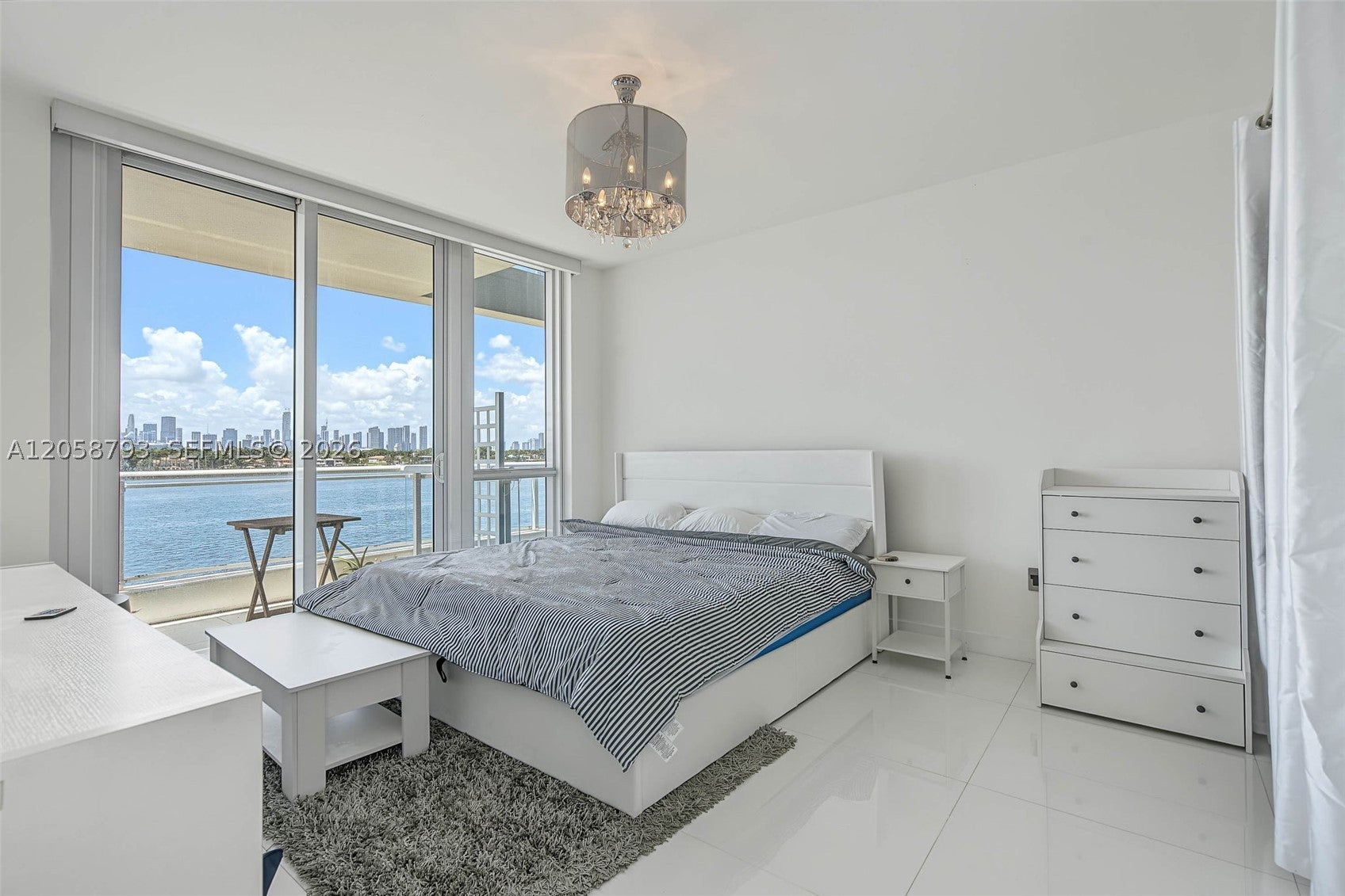 540 West Ave 513