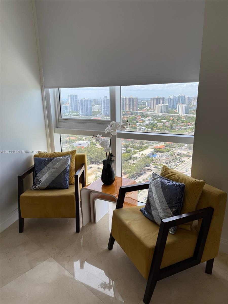 TRUMP ROYALE CONDO - Residential Lease