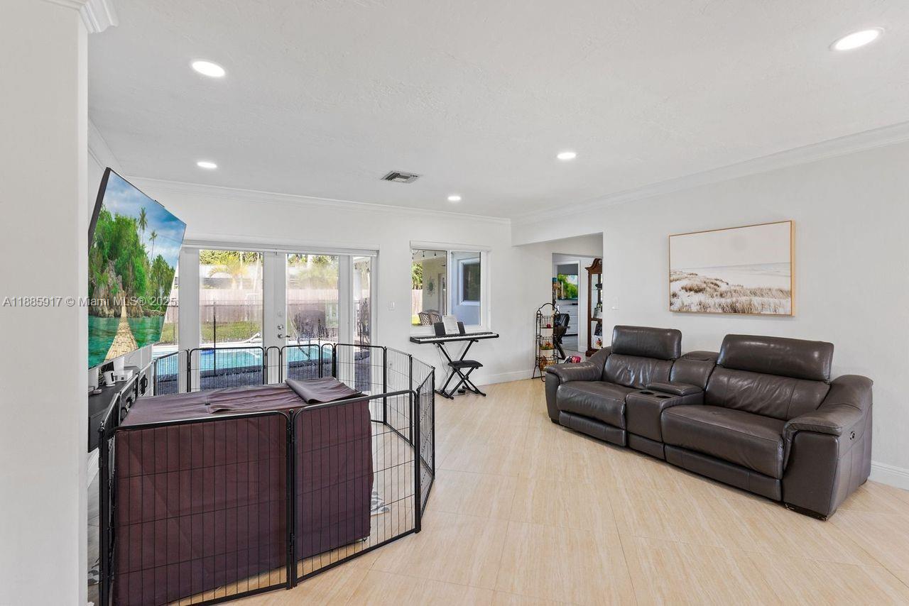 PINE ACRES SEC 6 - Residential