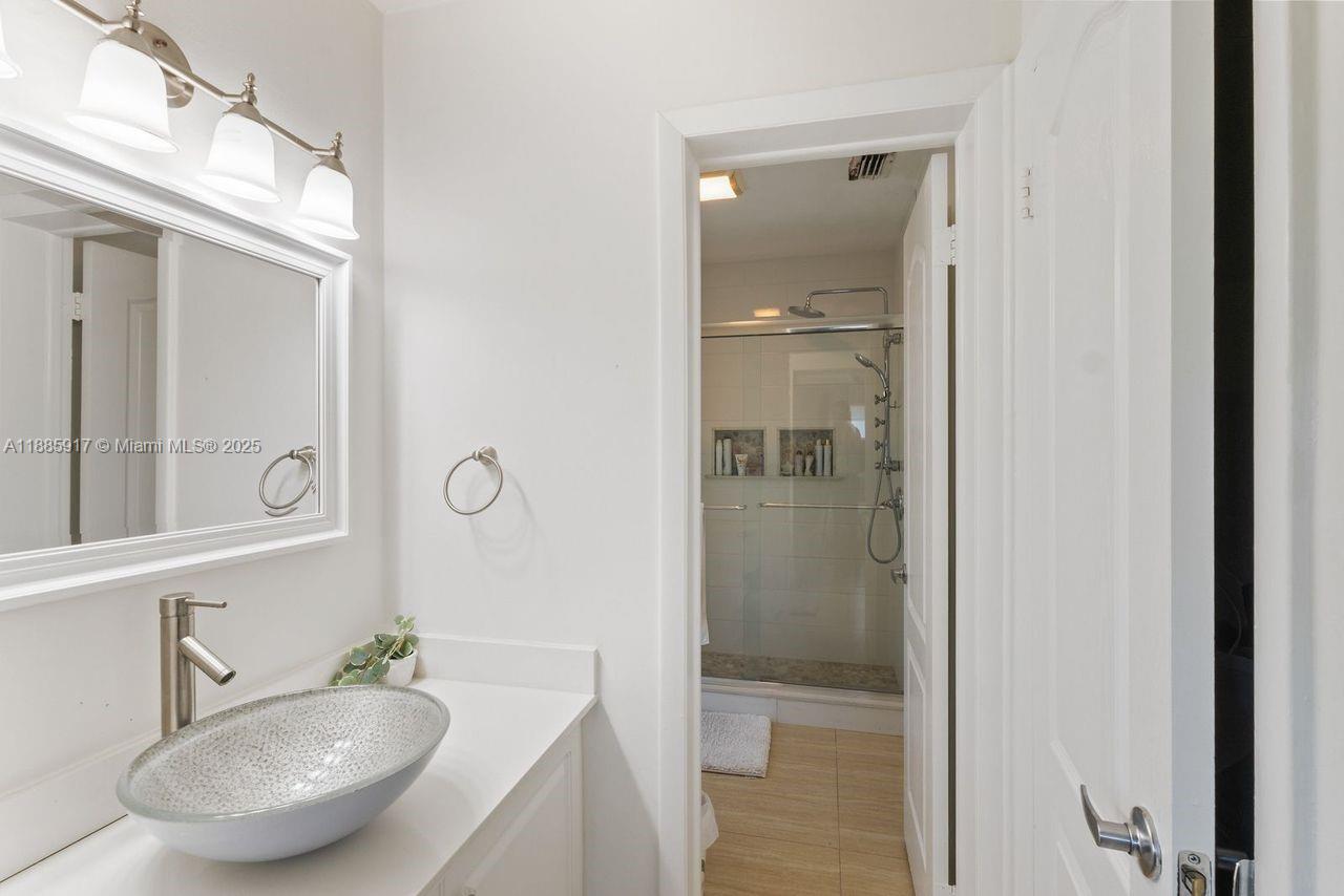 PINE ACRES SEC 6 - Residential