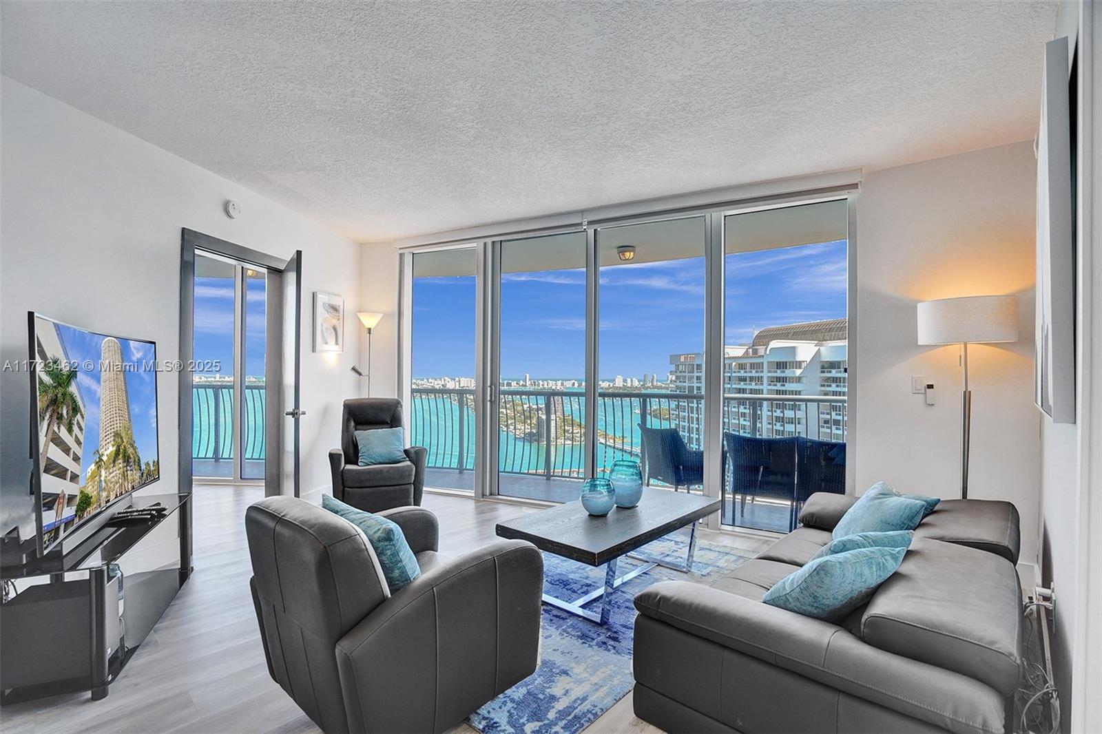 1750 N Bayshore Dr 3802