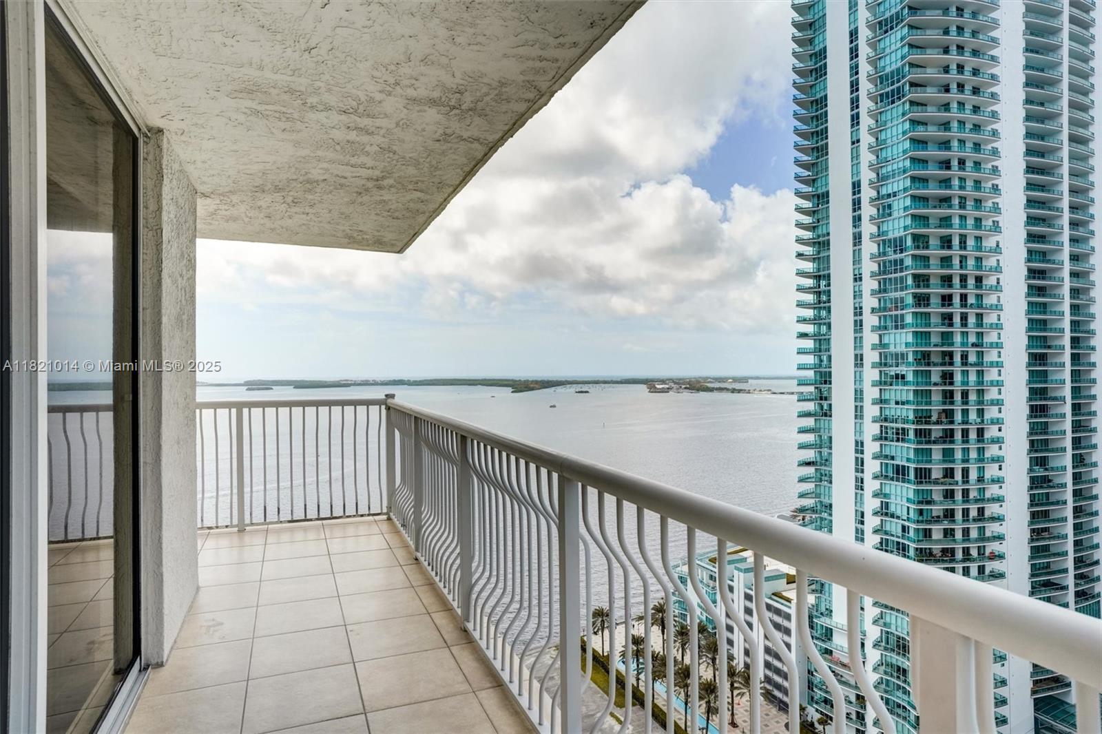 1200 Brickell Bay Dr 2501