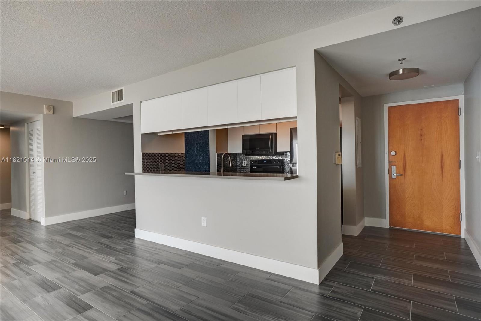 THE CLUB AT BRICKELL BAY - Residential