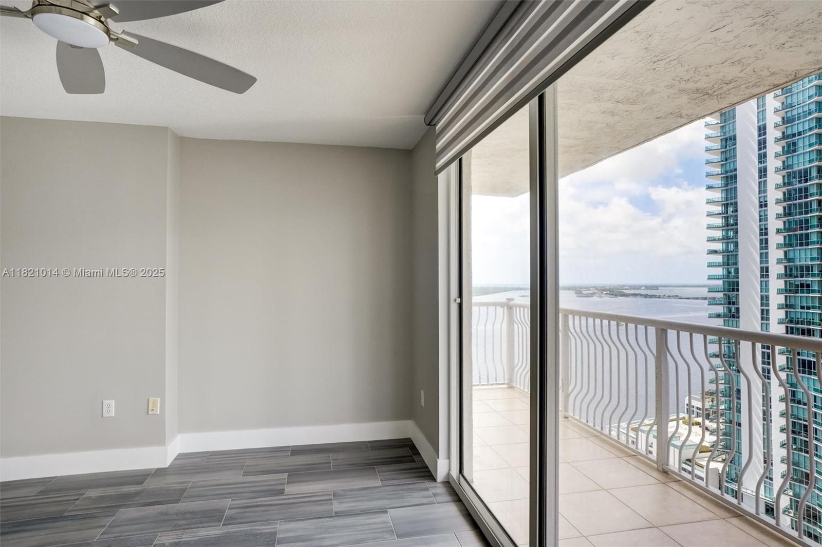 THE CLUB AT BRICKELL BAY - Residential