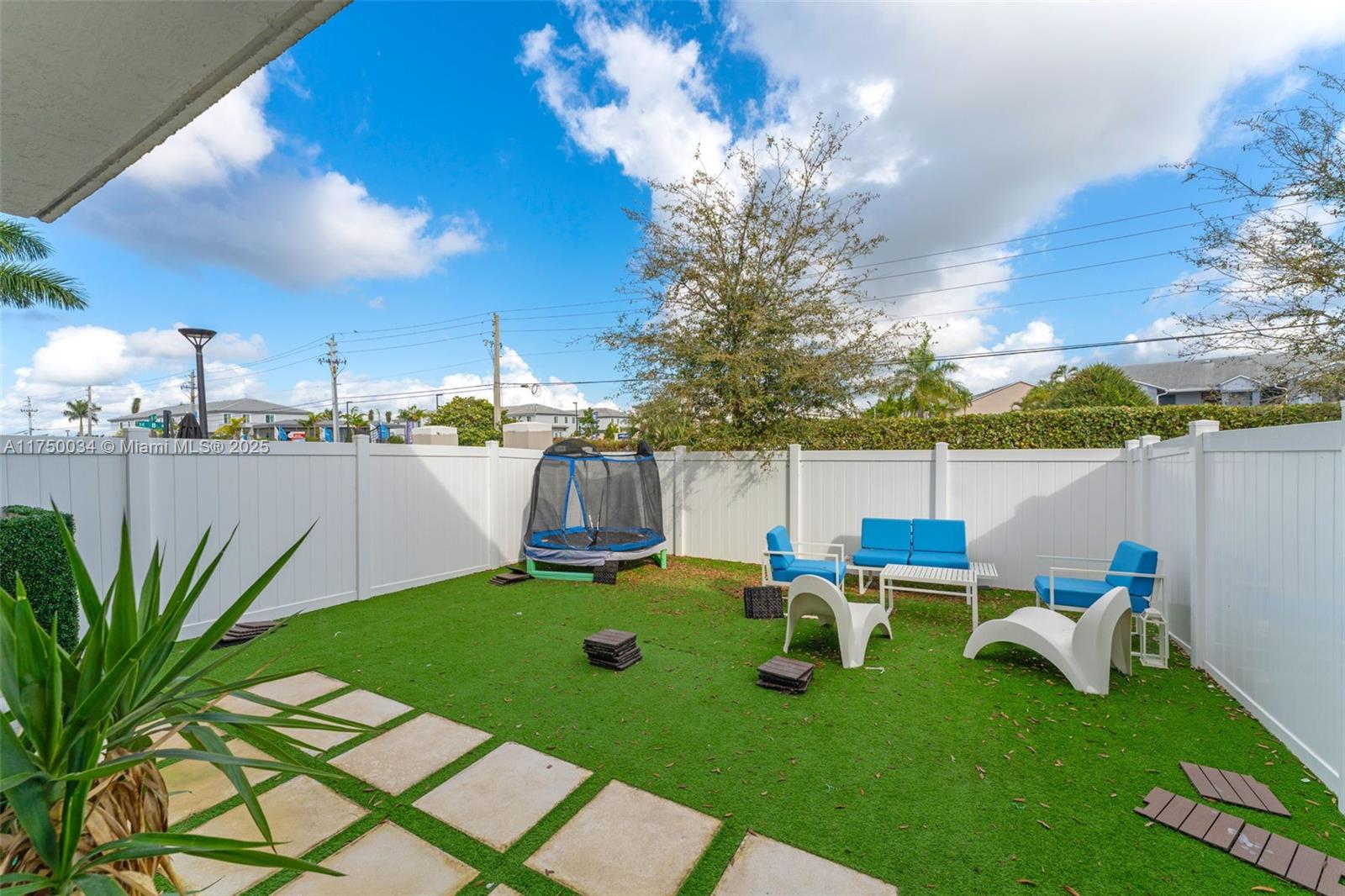 CEDAR AT KEYS GATE - Residential