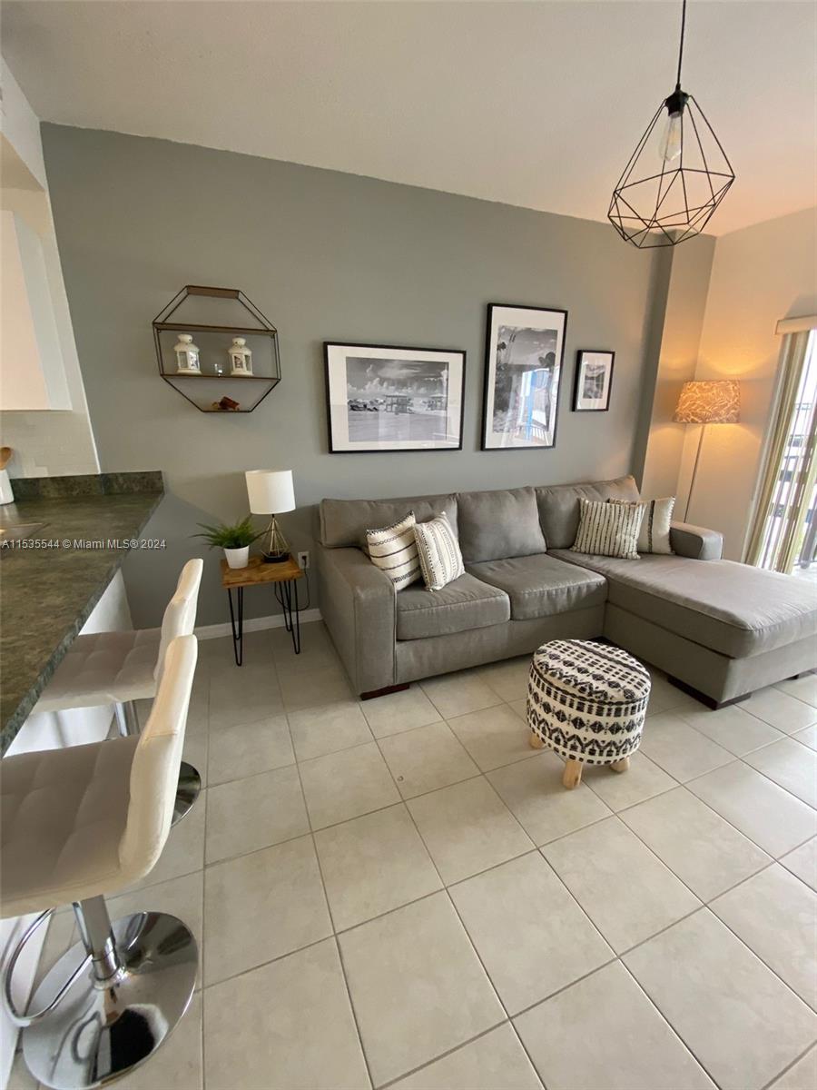 Emerald Plaza on Coral Way - Residential
