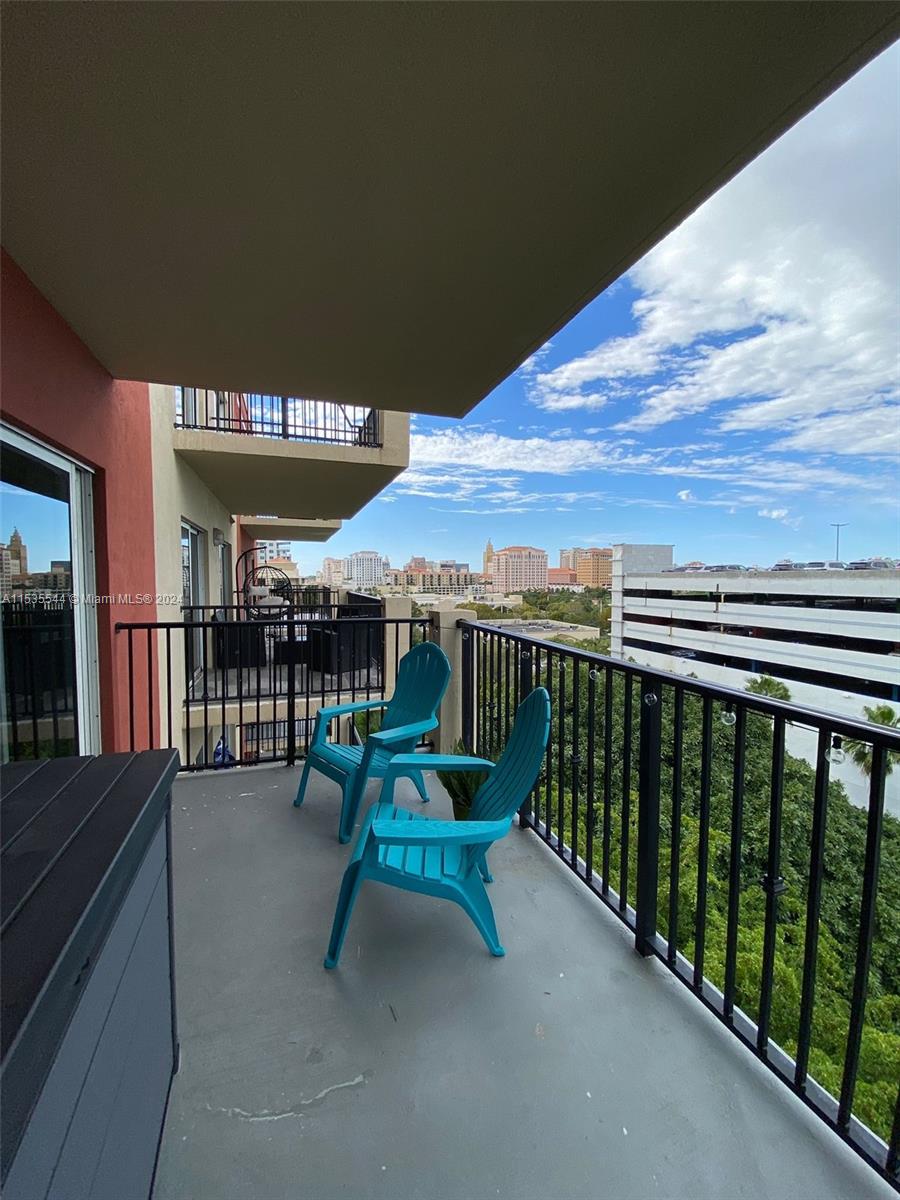 Emerald Plaza on Coral Way - Residential